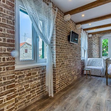 Charming Studio Apartment 斯普利特 外观 照片