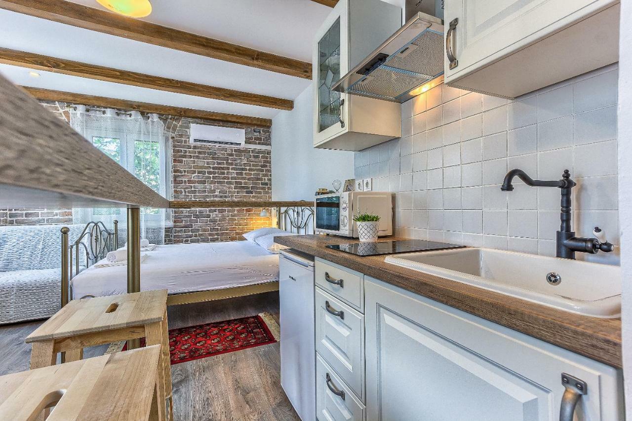 Charming Studio Apartment 斯普利特 外观 照片