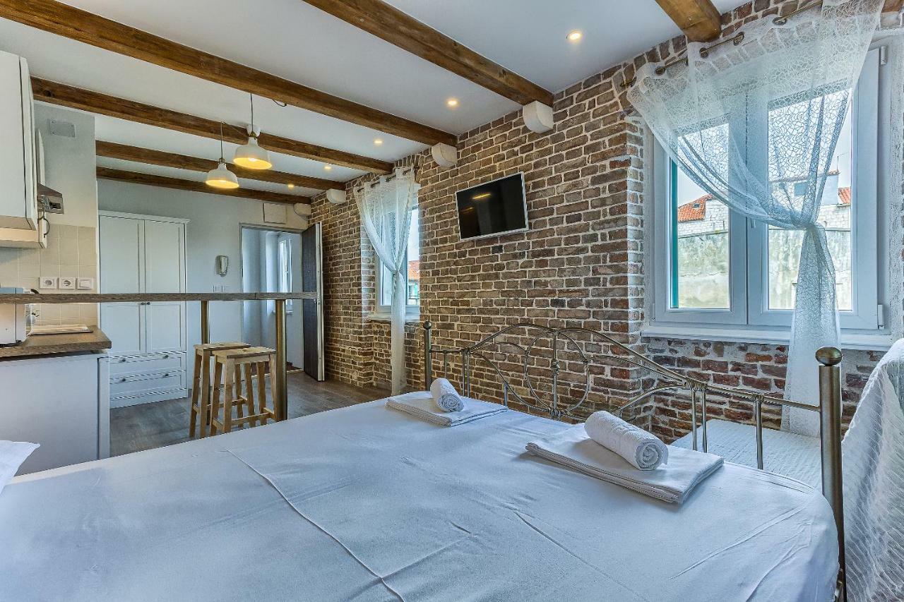 Charming Studio Apartment 斯普利特 外观 照片