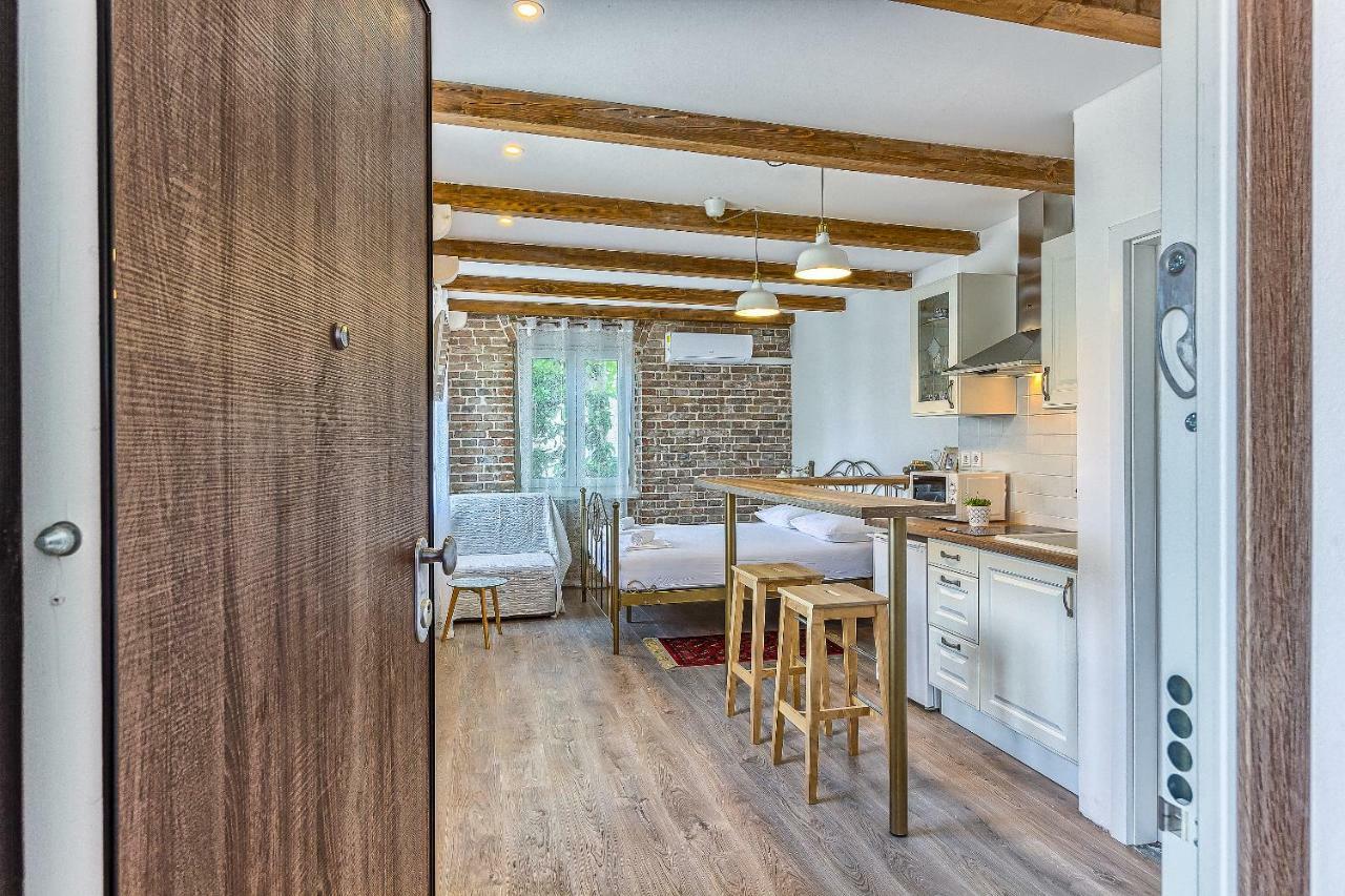 Charming Studio Apartment 斯普利特 外观 照片